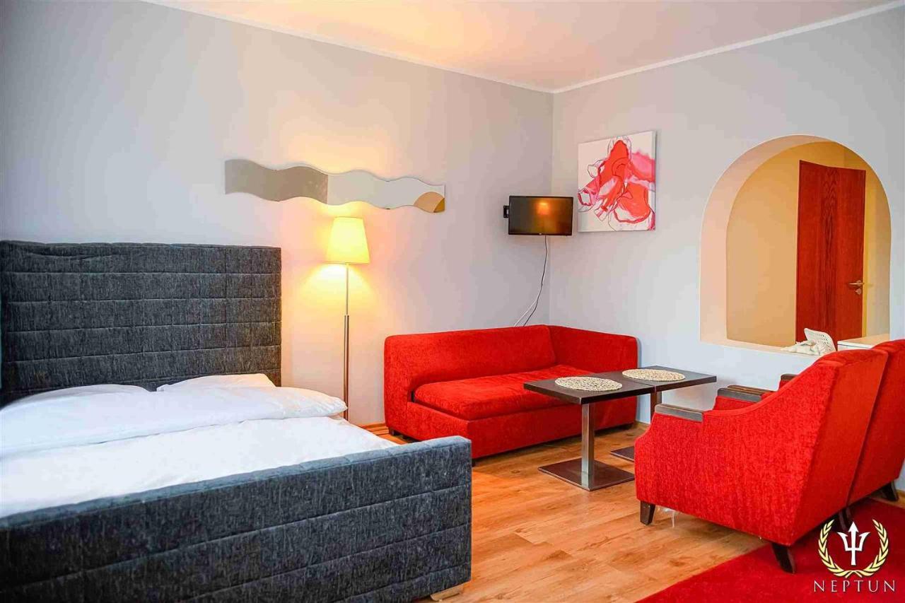 Neptun Ψ Hotel Jastrzebia Gora Exterior photo